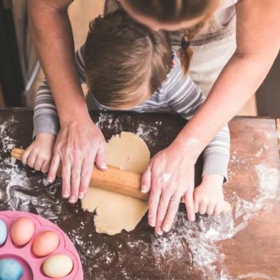 Kinder lieben Backen